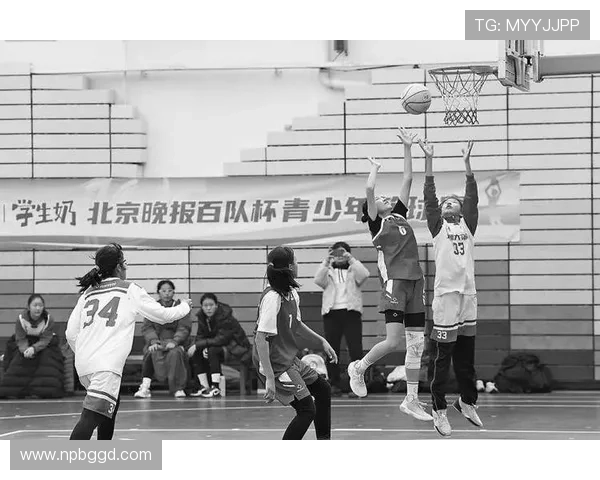 2025北京晚报百队杯青少年篮球赛圆满落幕 热血青春点燃赛场激情